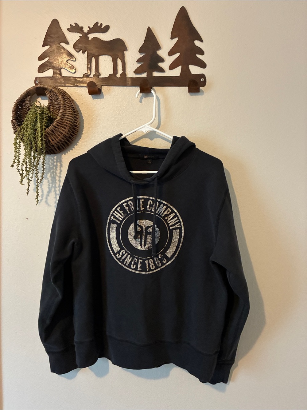 FRYE Circle Logo Pullover Hoodie